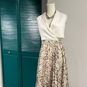 Zara White Sleeveless Tie-Front Crop Top vest - S